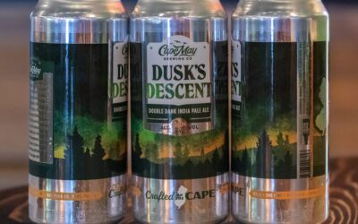 As the day winds down and the sun dips below the horizon, it's time for a sip of our new 8.0% Double Dank IPA, Dusk's Descent.…