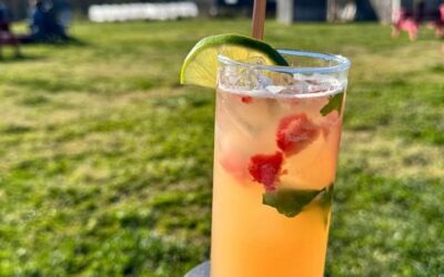 Today officially kicks off our summer hours ☀️ now you can enjoy handcrafted, farm fresh cocktails at Nauti seven days a week!